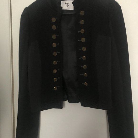 Veston noir avec boutons or court de style armée - Picture 1 of 1
